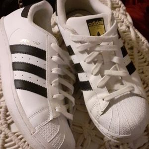 Adidas Runners Size 6.5 Youth